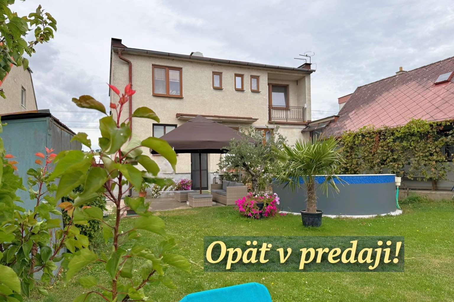 Pohodlné bývanie pre veľkú rodinu – rodinný dom v Častkove opäť v PREDAJI!