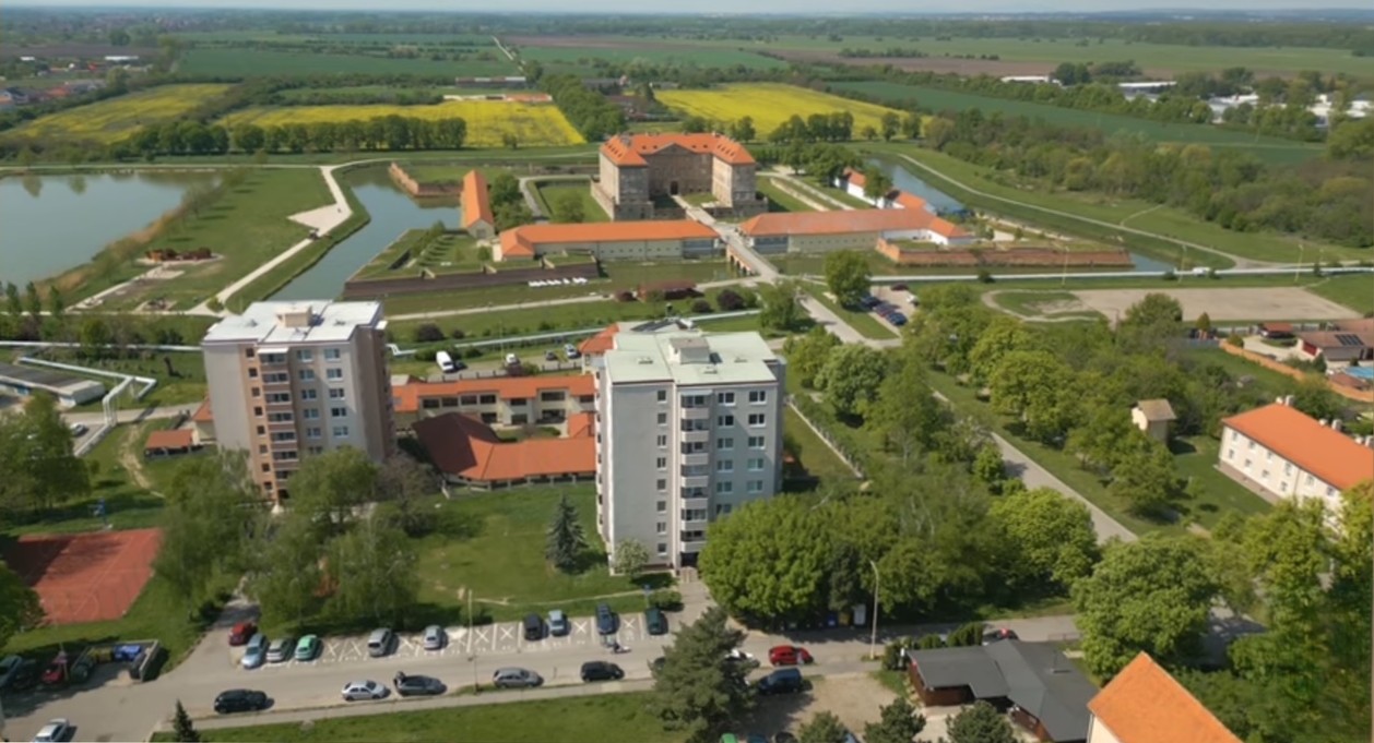 3 izbový byt v najžiadanejšej lokalite mesta Holíč - u Holíčskeho zámku