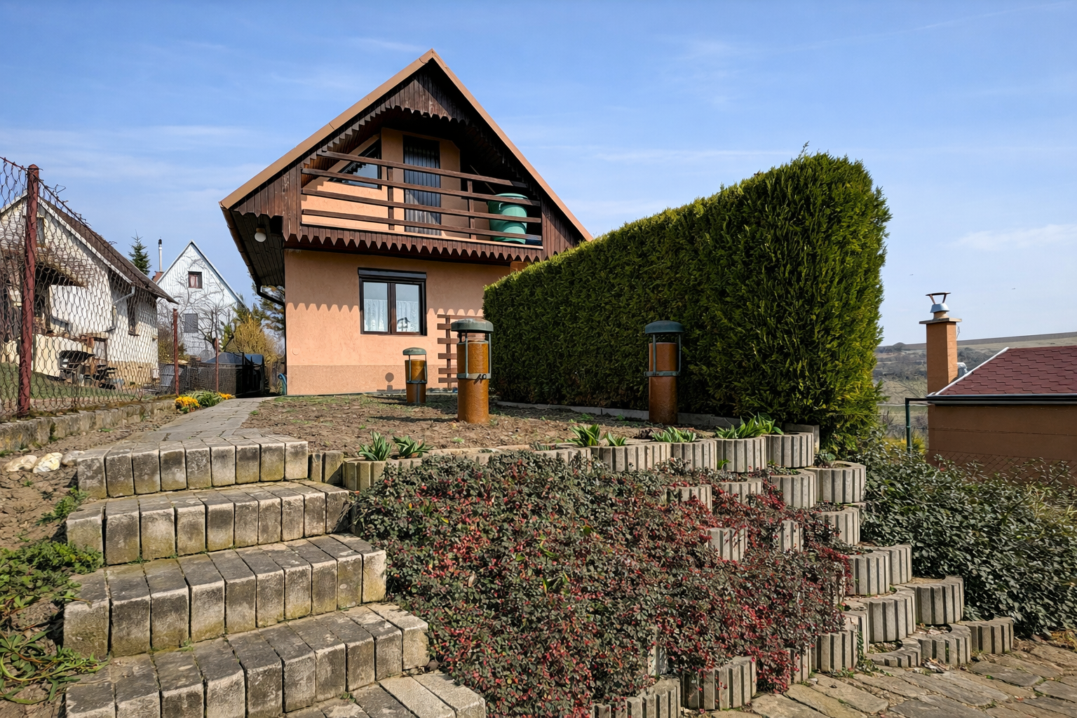 Útulná záhradná chatka na oddych – Skalica, ZO Darmovise